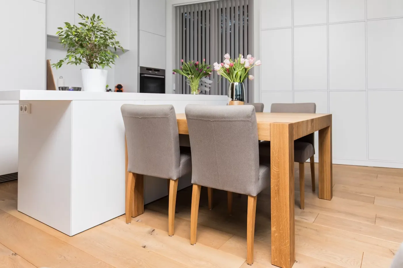 interiorismo en madera en palma de mallorca